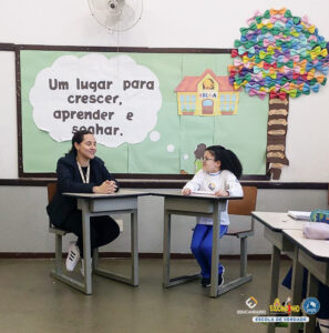 Entrevistando Personalidades - 4º ano - Educandário (2023)...