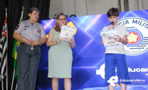 PROERD & Bombeiro na Escola - (Formatura) – Educandár...